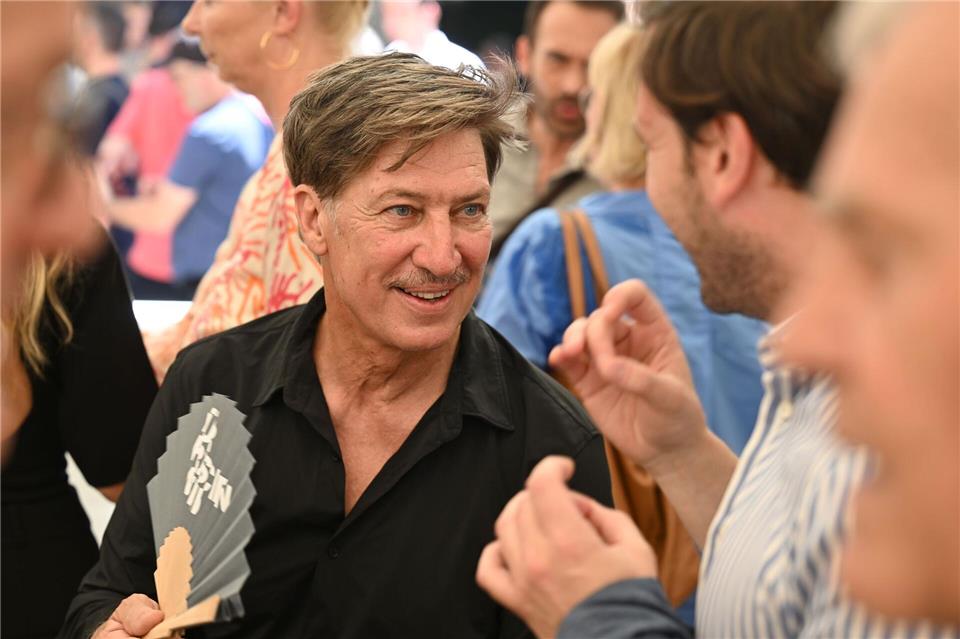 Film- und Theaterschauspieler Tobias Moretti spielt im neuen „Polizeiruf 110“ aus München einen Anwalt, der die Schickeria vertritt. (Archivbild)Felix Hörhager/dpa