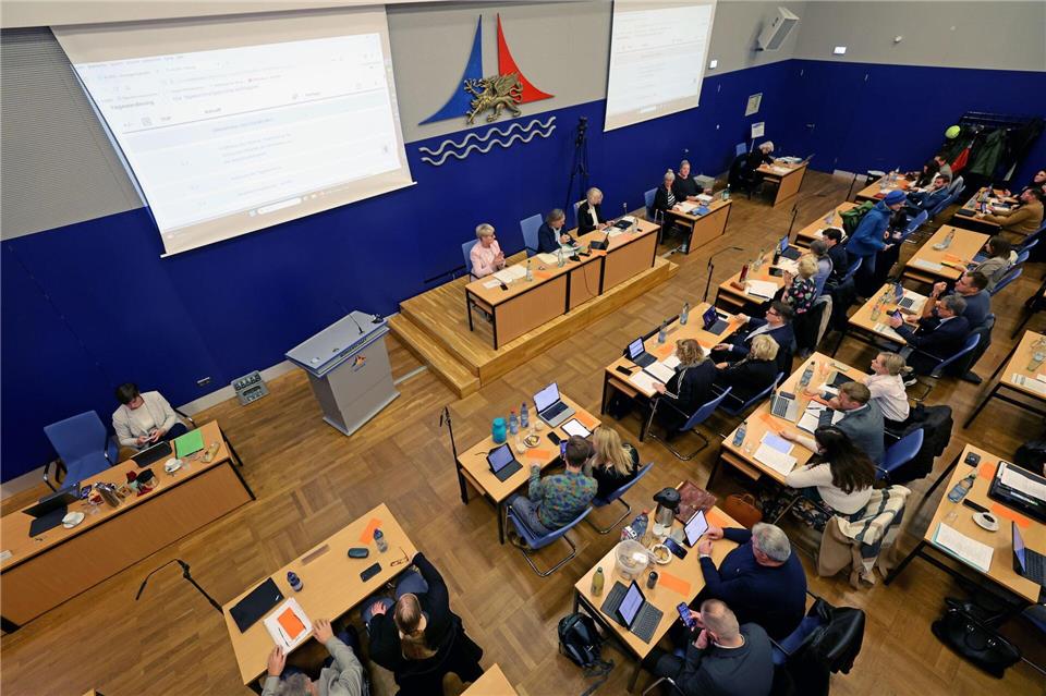 Finanzen beschäftigten die Rostocker Bürgerschaft. Bernd Wüstneck/dpa