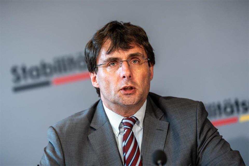 Finanzminister Marcus Optendrenk (CDU) will das Zulagensystem vereinfachen. (Archivbild)Michael Kappeler/dpa