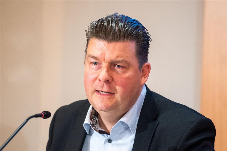 Finanzsenator Andreas Dressel (SPD) stellte das Ergebnis der Finanzserviceagentur vor. (Archivfoto)Daniel Bockwoldt/dpa