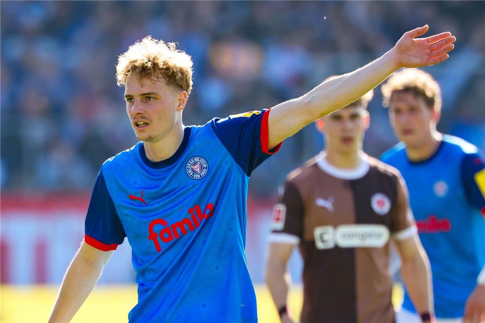 Porath wechselt nach Schalke - Cvjetinović fällt länger aus Finn Porath wechselt laut Sky zum FC Schalke 04.Frank Molter/dpa