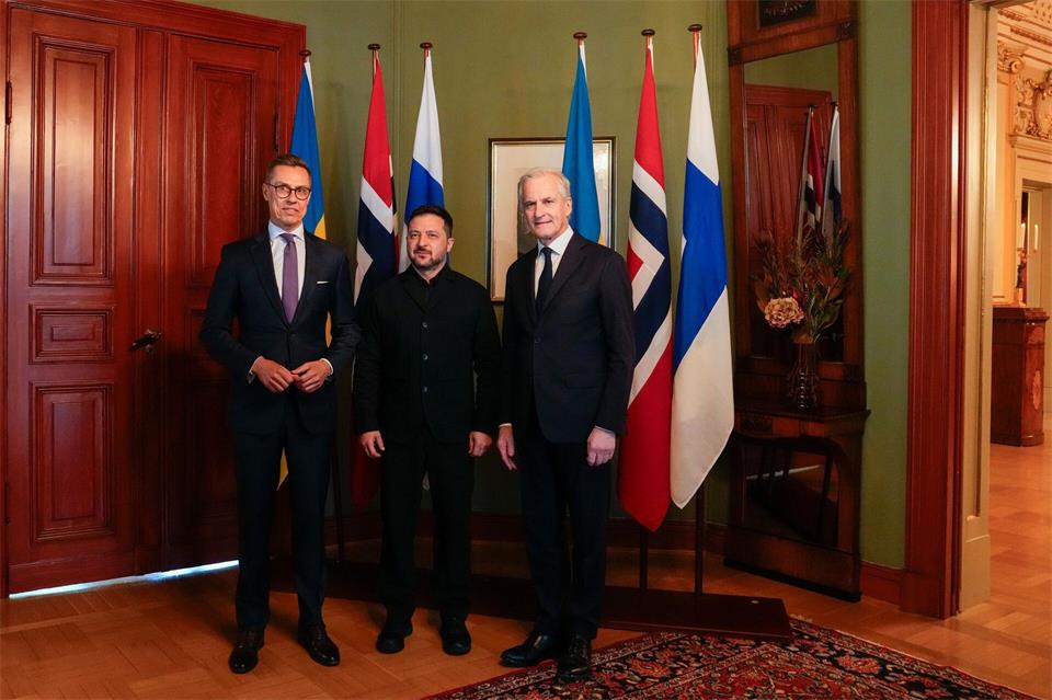 Finnland und Norwegen engagieren sich als Nachbarn Russland für eine Beendigung des Moskauer Angriffskrieges gegen die Ukraine. (Archivbild)Heiko Junge/Pool NTB/AP/dpa