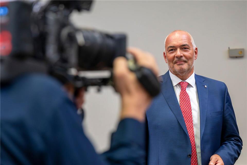 Fischer war festgenommen worden, weil er zu seiner Verhandlung nicht erschienen war. (Archivbild).Peter Kneffel/dpa