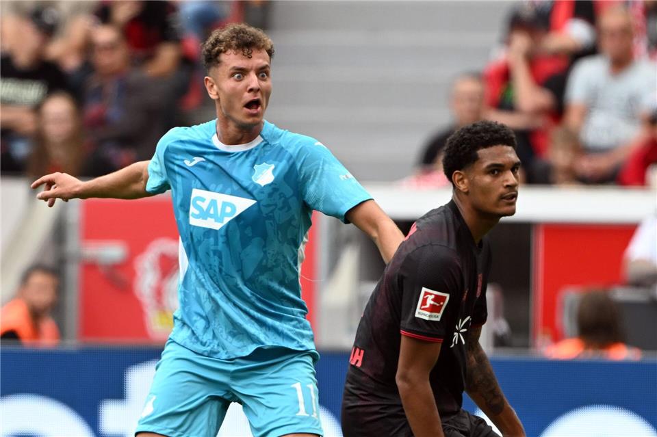 Fisnik Asllani (l) kehrt mit Hoffenheim in seine Heimatstadt Berlin und zu seinem Jugendverein zurück. Federico Gambarini/dpa