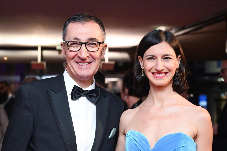 Flavia Zaka und Cem Özdemir haben sich mitten im Wahlkampf das Ja-Wort gegeben. (Archivbild)Bernd Weißbrod/dpa