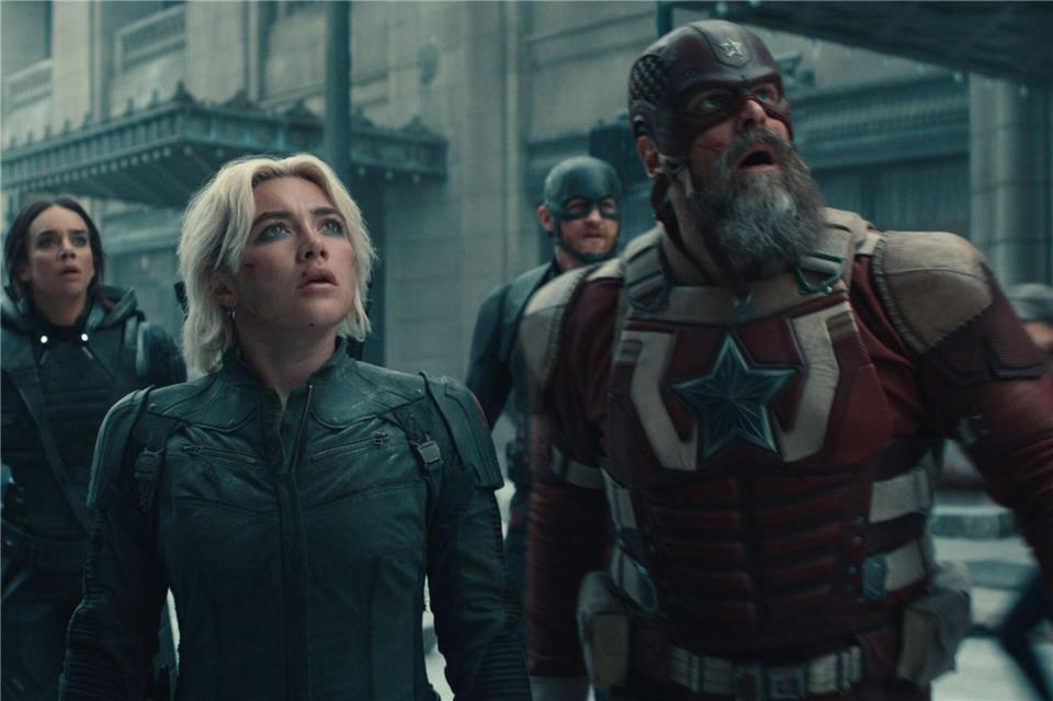Florence Pugh (3. von links) spielt eine Auftragskillerin.Marvel Studios/2024 MARVEL/Disney+/dpa
