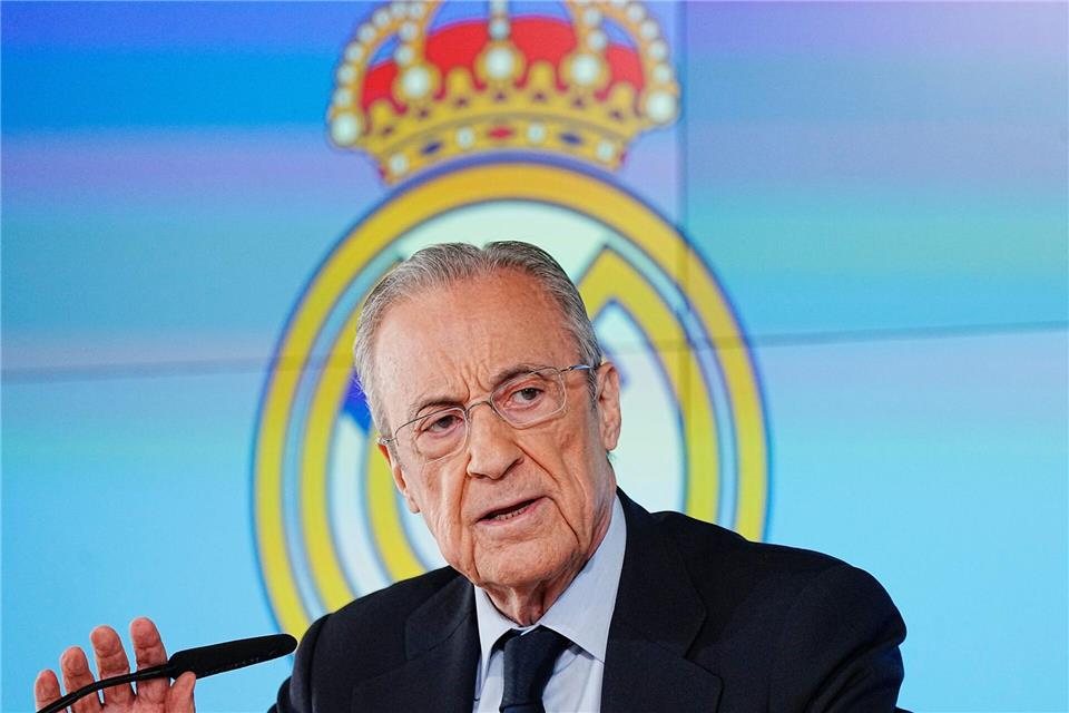 Florentino Pérez erhob schwere Vorwürfe gegen den FC Barcelona. (Archivbild)Bernat Armangue/AP/dpa