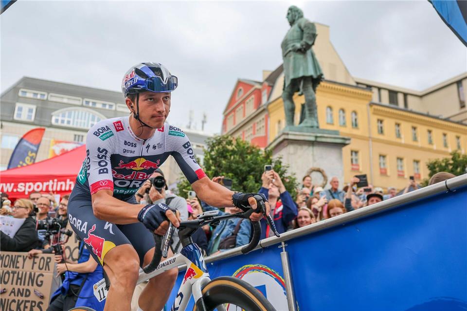 Florian Lipowitz attackierte auf der letzten Etappe der Algarve-Rundfahrt. (Archivbild)Jan Woitas/dpa