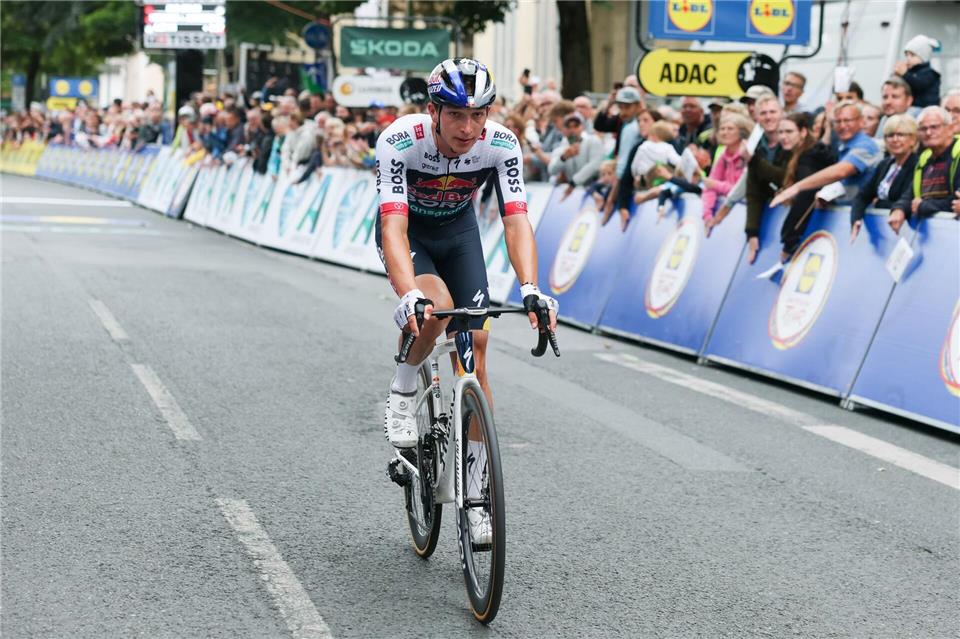 Florian Lipowitz erlebte einen gebrauchten Tag bei der Deutschland Tour.Jan Woitas/dpa