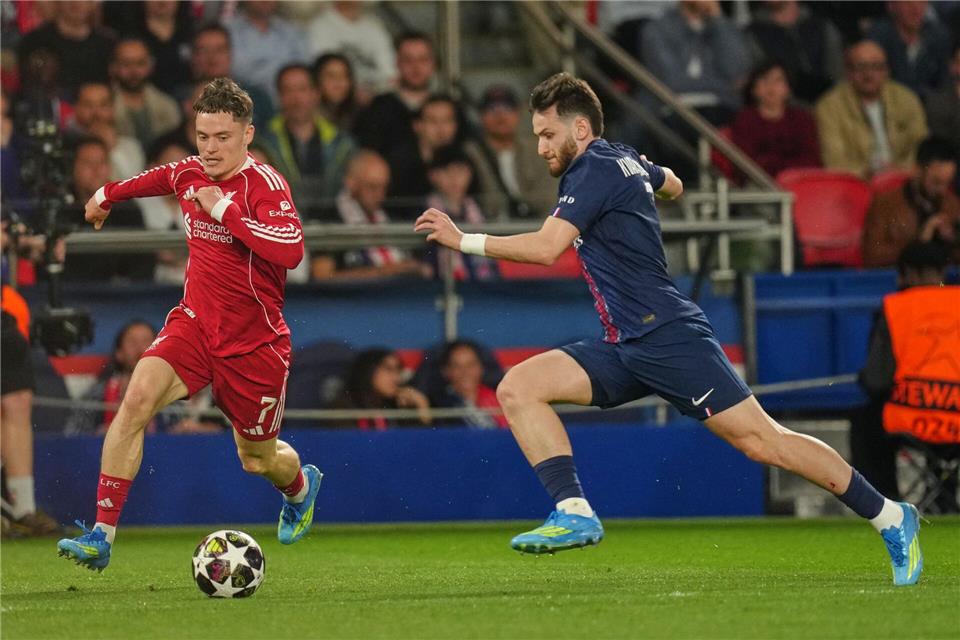 Florian Wirtz (links) und der FC Liverpool unterlagen bei Paris Saint-Germain.Aurelien Morissard/AP/dpa