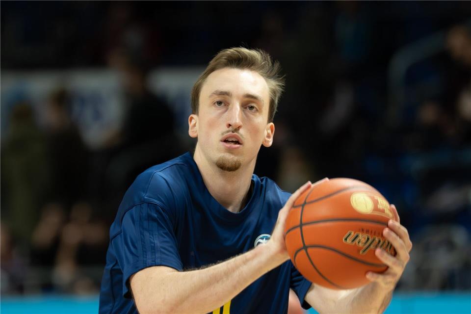 Flügelspieler Moses Wood erzielte gegen Sabah 17 Punkte (Archivbild)Soeren Stache/dpa