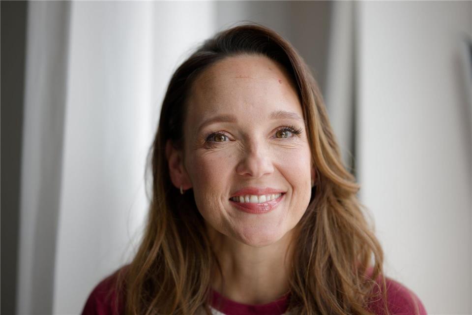 Fordert einen offeneren Umgang mit psychischen Problemen: Entertainerin Carolin Kebekus.Henning Kaiser/dpa