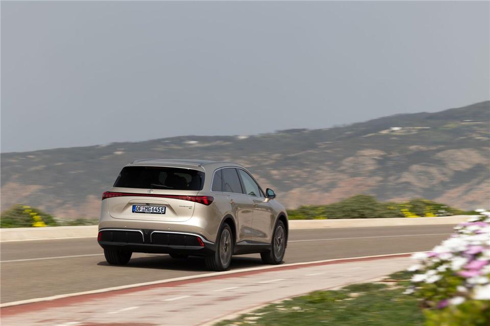 Forscher voran: In rund fünf Sekunden spurtet der MGS6 EV von null auf Tempo 100 und erreicht maximal 200 km/h.Tibault Chevalier/MG Motor Deutschland GmbH/dpa-tmn