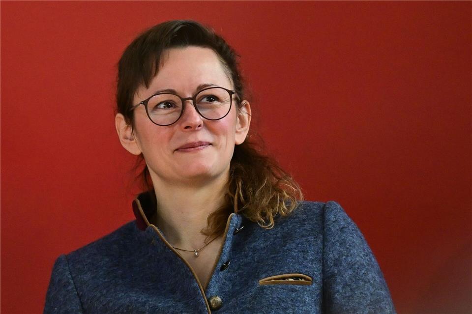 Forstministerin Hanka Mittelstädt (SPD) eröffnete die neue Zentrale des Landesbetriebs Forst in Eberswalde. (Archivbild)Sebastian Gollnow/dpa