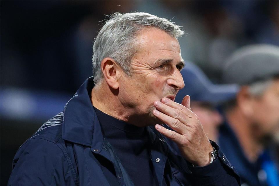 Fortuna Düsseldorfs Vorstandsmitglied Klaus Allofs räumt Fehler ein. (Archivbild)Christoph Reichwein/dpa