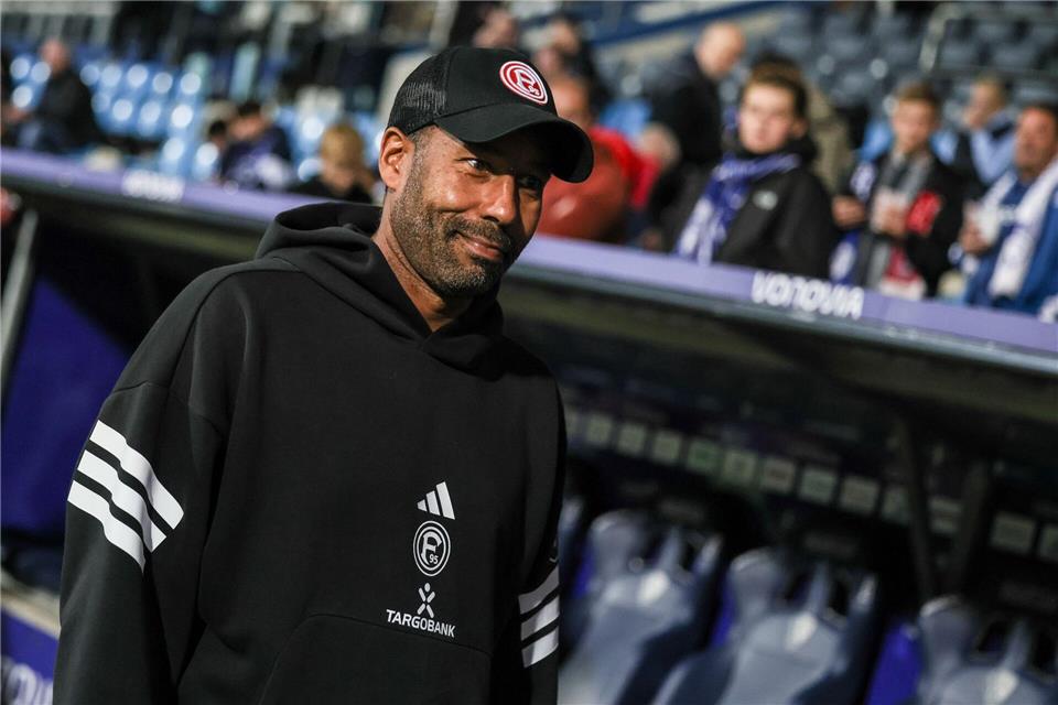 Fortuna-Trainer Daniel Thioune feierte das Ende einer „brutalen Woche“.Christoph Reichwein/dpa