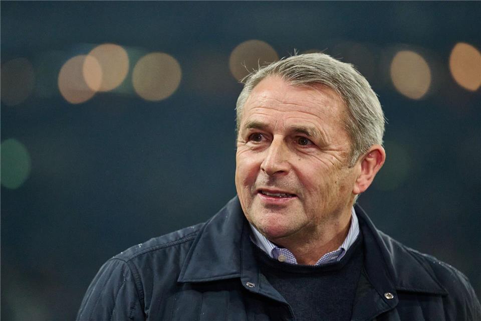 Fortunas Sportvorstand Klaus Allofs verpflichtete noch einen Abwehrspieler. Bernd Thissen/dpa