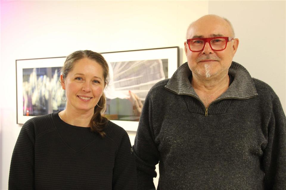 (Foto-)Künstler Werner Koleiski und Galeristin Anita Gronek freuen sich auf die neue Ausstellung im „Vier-Eck“.
