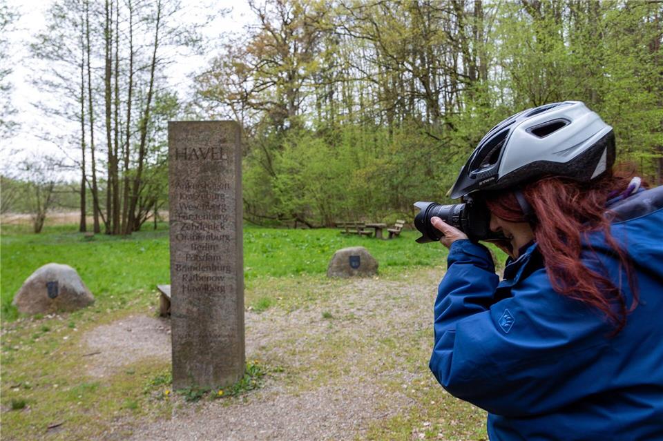 Fotostopp im Müritz-Nationalpark - Motiv: die Havel-Quelle.Anita Arneitz/dpa-tmn
