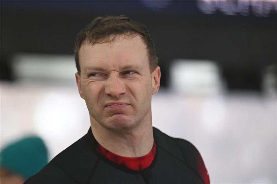 Francesco Friedrich (Pilot, Deutschland) schaut unzufrieden.Robert Michael/dpa