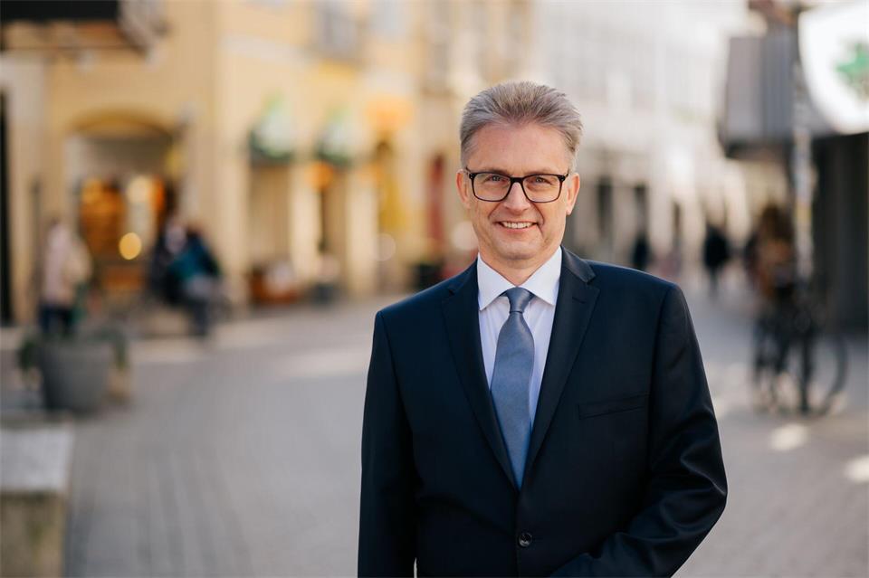 Frank Henning beleidigte eine Journalistin in seinem WhatsApp-Status. Lukas Gruenke/SPD/dpa