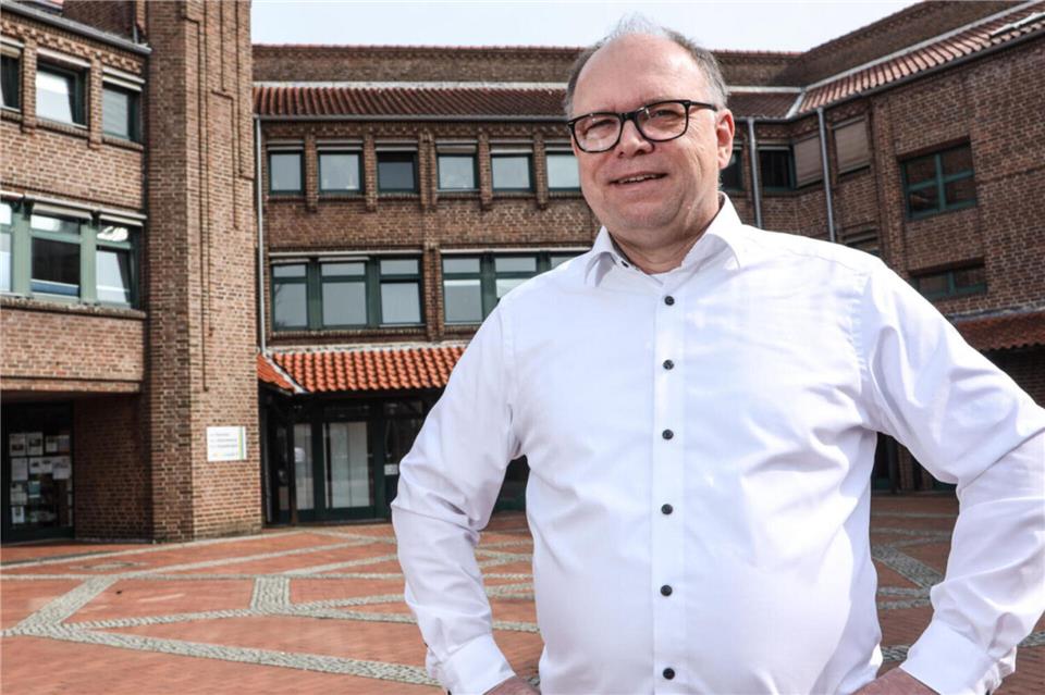Frank Hindricksen ist erst seit wenigen Monaten Kämmerer von Hamminkeln – und schon muss er sich mir der schwierigen finanziellen Lage der Stadt auseinandersetzen.