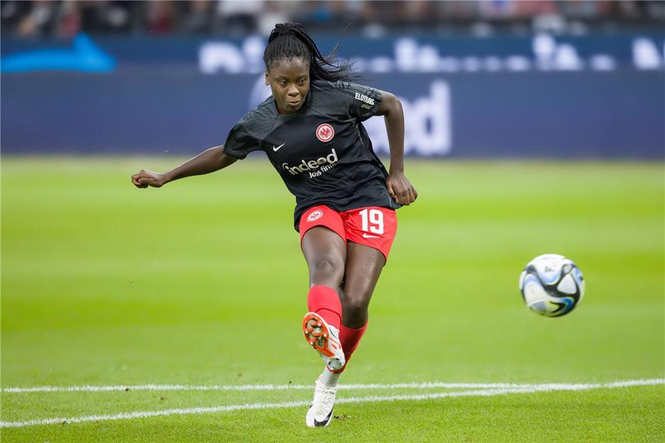 Frankfurts Nicole Anyomi erzielte gegen Viktoria Berlin zwei Tore.Jürgen Kessler/dpa