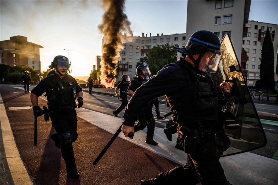 Frankreich: In Toulouse im Südwesten des Landes kommt es im Zuge der Protestbewegung „Bloquons tout“ („Lasst uns alles blockieren“) zu Zusammenstößen zwischen Demonstrierenden und der Polizei.Ed Jones/AFP/dpa