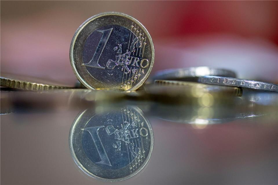 Dauerkrise in Paris – wie gefährdet ist die Eurozone? Frankreich ist ein Schwergewicht im Euroraum. (Symbolbild)Hendrik Schmidt/dpa