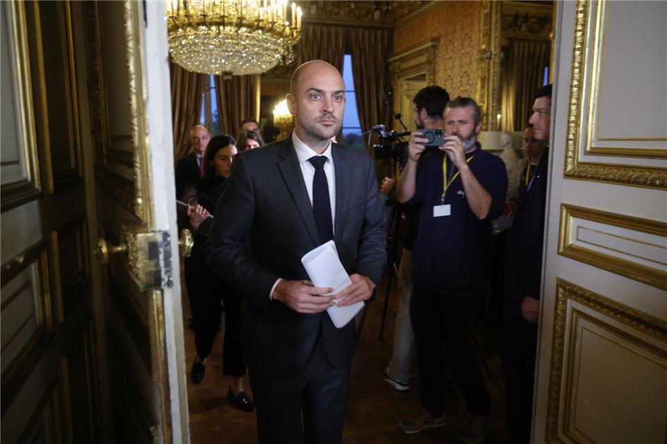 Frankreichs Außenminister hielt sich zum aktuellen Verhältnis zu Teheran bedeckt. (Archivbild)Christophe Petit Tesson/Pool EPA/AP/dpa