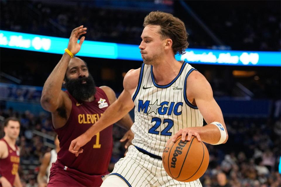 Franz Wagner verletzte sich gegen die Miami Heat. (Archivbild)John Raoux/AP/dpa