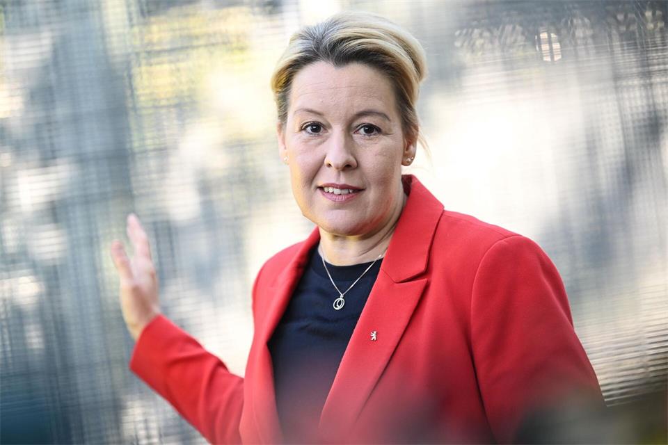 Franziska Giffey stellte sich hinter Krach. (Archivbild)Britta Pedersen/dpa