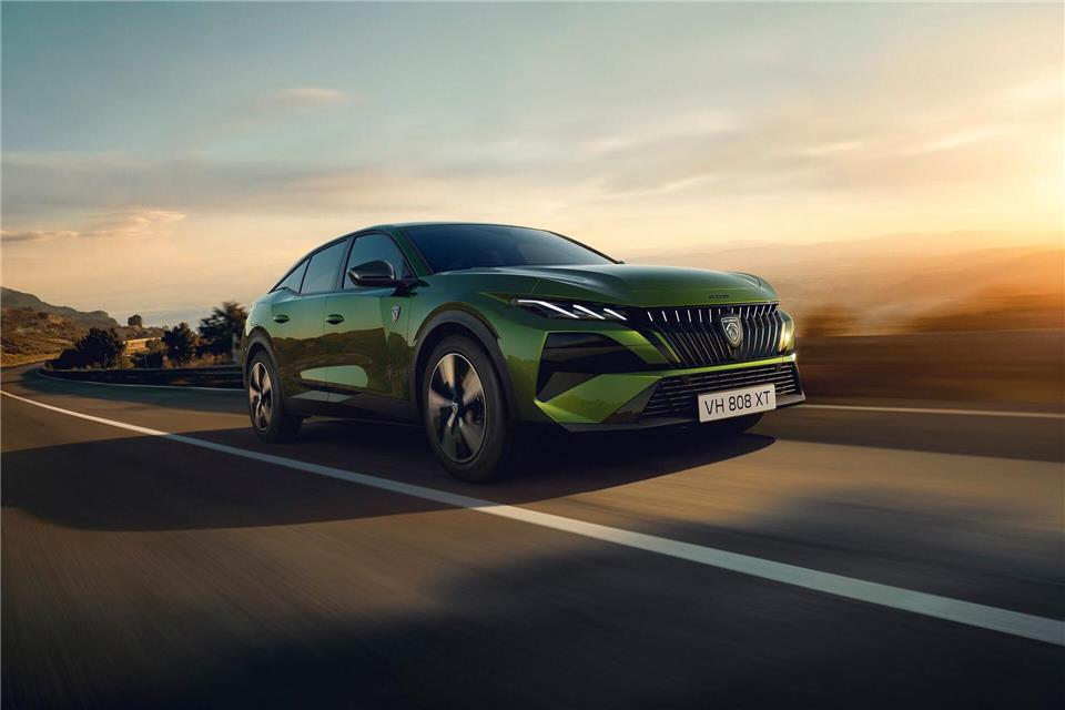 Franzose mit Facelift: Peugeot hat seine 408-Baureihe überarbeitet.Peugeot/dpa-tmn