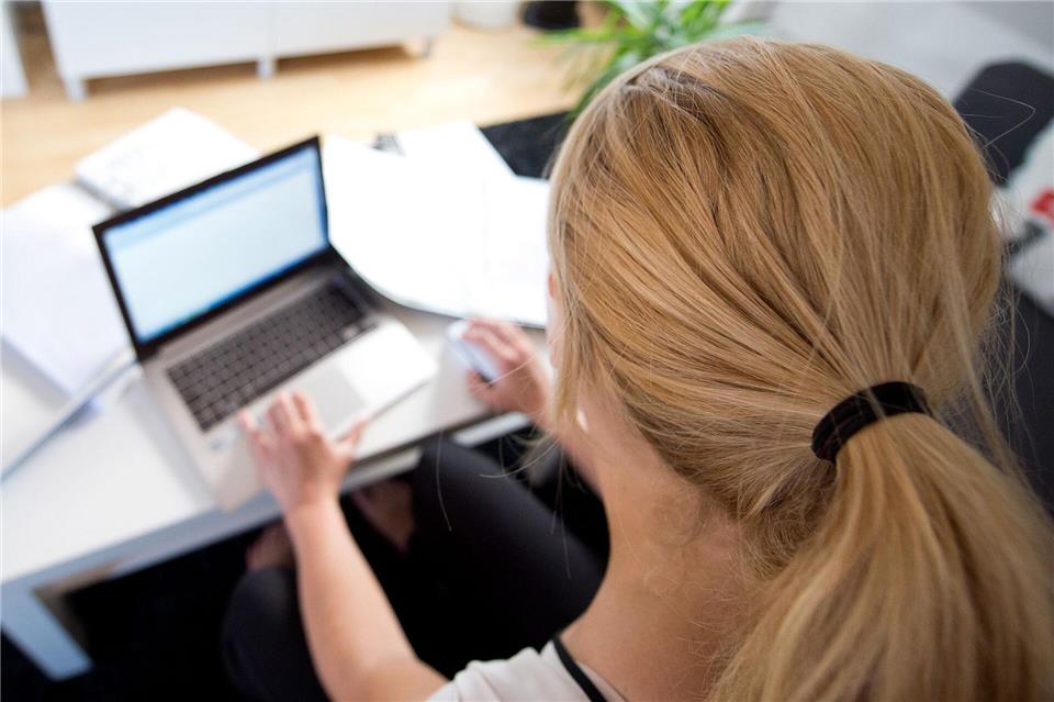 Frauen verdienen weniger in Thüringen. Daniel Naupold/dpa