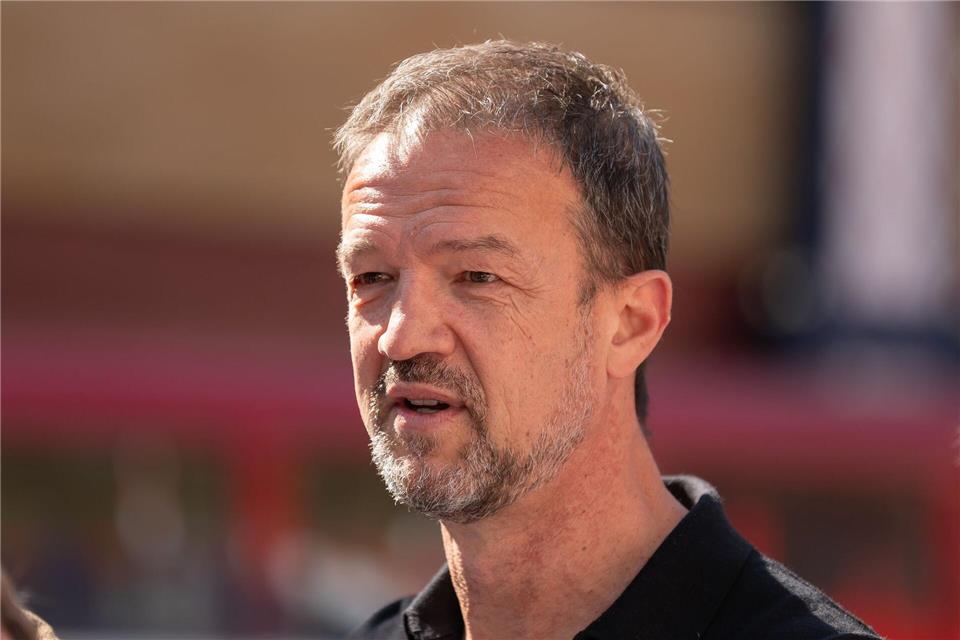 Fredi Bobic kann die Torhüter-Entscheidung von Julian Nagelsmann nicht verstehen.Silas Stein/dpa