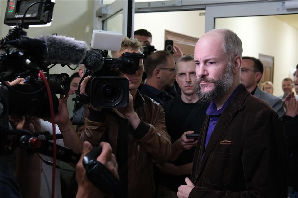Freie Sachsen-Parteivorsitzender Kohlmann sieht Hinweise für Rechtsverstöße bei der Wahl in Aue-Bad Schlema. (Archivbild)Sebastian Willnow/dpa