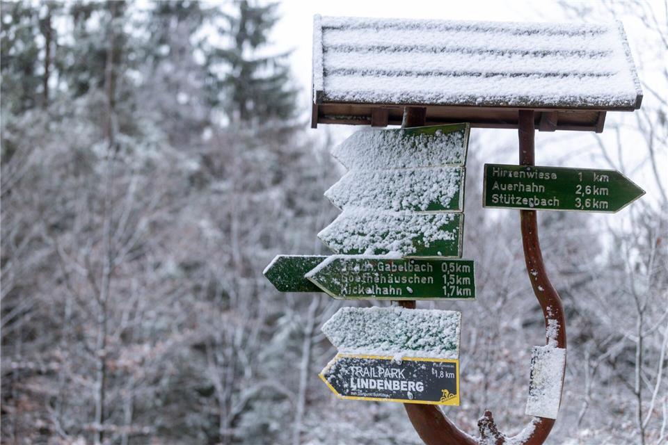 Frischer Schnee und Frost sorgen in Thüringen für winterliche Verhältnisse – besonders in höheren Lagen. (Archivbild)Michael Reichel/dpa