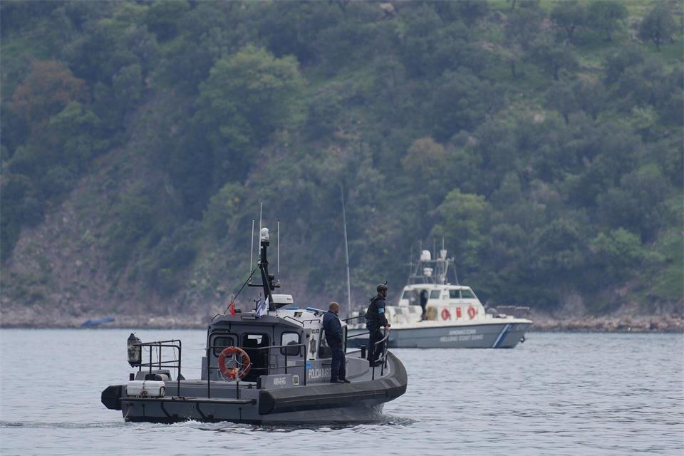 Frontex arbeitet mit den nationalen Grenzschutzbehörden zusammen. (Archivbild) Panagiotis Balaskas/AP/dpa
