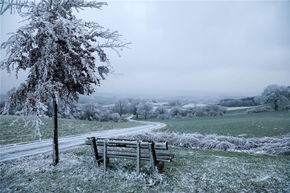 Frostig wird es über Weihnachten - und im Süden fällt doch ein wenig Schnee. Thomas Warnack/dpa