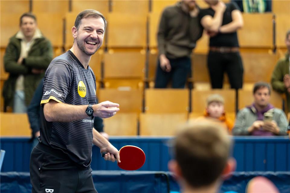 Früher Rekord-Europameister, jetzt Tischtennis-Botschafter: Timo Boll beim gemeinsamen Tischtennis-Spieltag der Männer und Frauen in Berlin.Soeren Stache/dpa