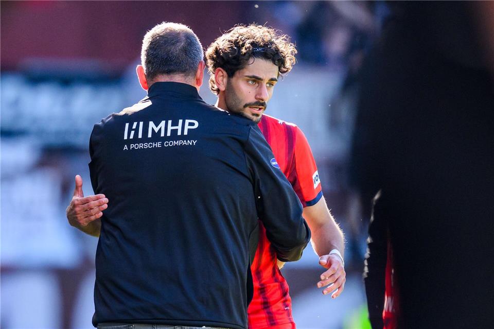 Früher bei Werder, jetzt in Heidenheim: Fußball-Profi Eren Dinkci. Seine Freundin ist an Leukämie erkrankt.Tom Weller/dpa