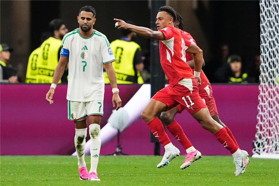 Frust in Vancouver: Mahrez und sein Team waren ohne Chance.Lindsey Wasson/AP/dpa