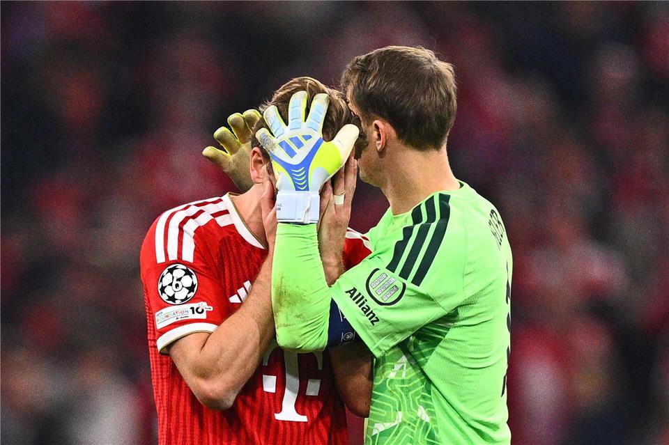 Frust nach Spielende: Neuer und Kane.Tom Weller/dpa