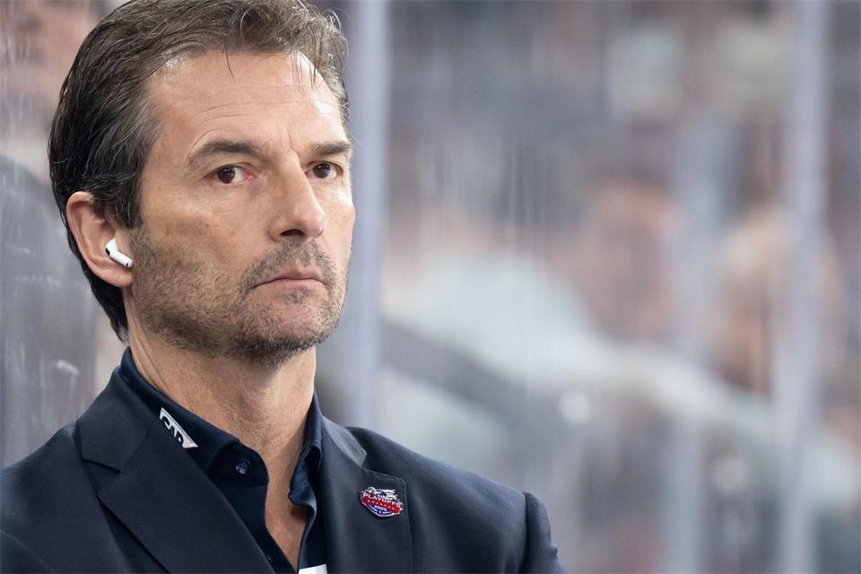 Führt Dallas Eakins die Adler Mannheim endlich wieder zu einer Meisterschaft? (Archiv)Sven Hoppe/dpa