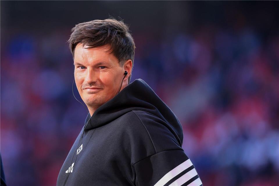 HSV-Sportvorstand Kuntz: „Brauchen noch 30 Punkte“ Führte den Hamburger SV in die Bundesliga zurück: Cheftrainer Merlin Polzin.Jan Woitas/dpa