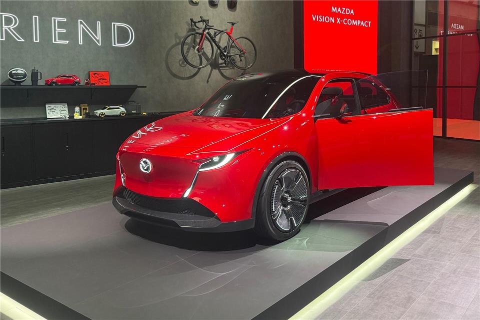 Diese Highlights der Japan Mobility Show müssen Sie kennen Fünftürer mit niedlicher Optik: der Mazda Vision X-Compact.Thomas Geiger/dpa-tmn