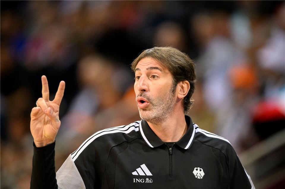 Für Alex Mumbrú ist das WM-Auftaktspiel der deutschen Basketballerinnen ein besonders. (Archivbild)Anke Waelischmiller/dpa