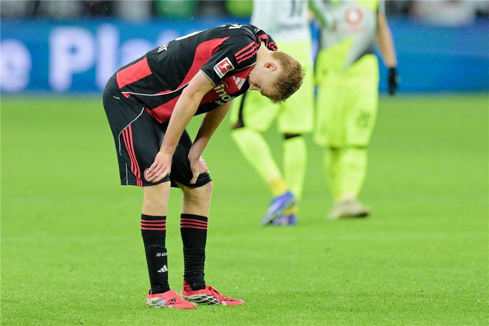 Für Eintracht Frankfurt um Hugo Larsson war beim 3:3 gegen Borussia Dortmund mehr drin.Uwe Anspach/dpa