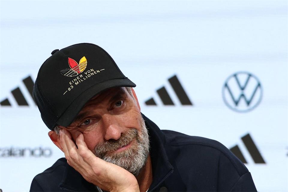 Für Jürgen Klopp ist der Sieg gegen Serbien ein ganz besonderer. Christian Charisius/dpa