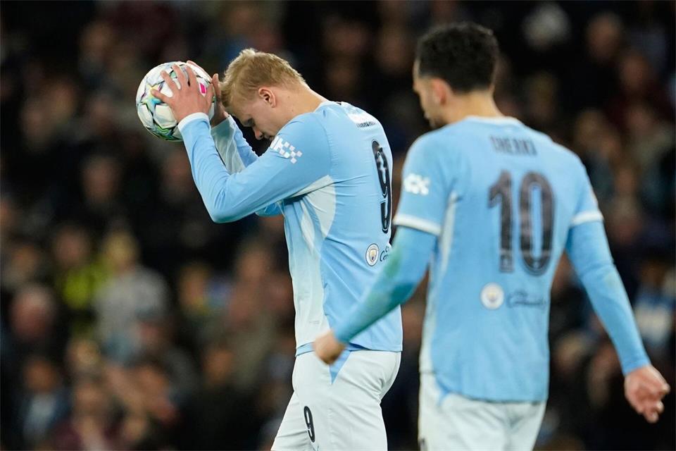 Für Manchester City lief es trotz des Tores von Erling Haaland (links) nicht.Dave Thompson/AP/dpa